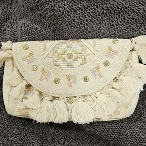 Shiraleah Cream and Gold Clutch